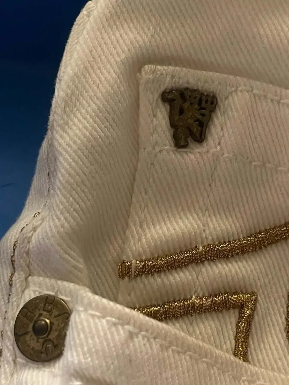 🔥True Religion x Manchester United Limited Edition White Denim Jeans collab siz